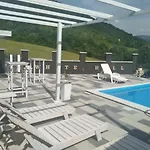 아파트 House White Hill
