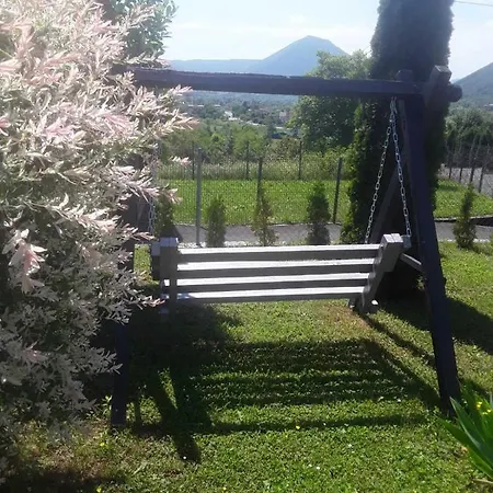 House White Hill * Bihac