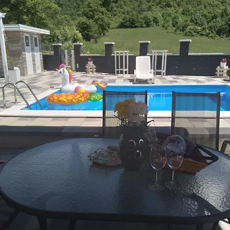 House White Hill Bihac