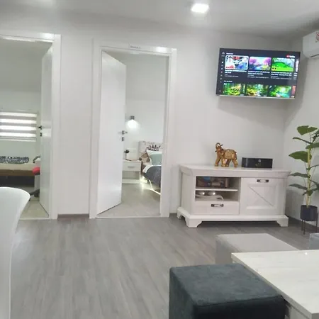 Apartman House White Hill