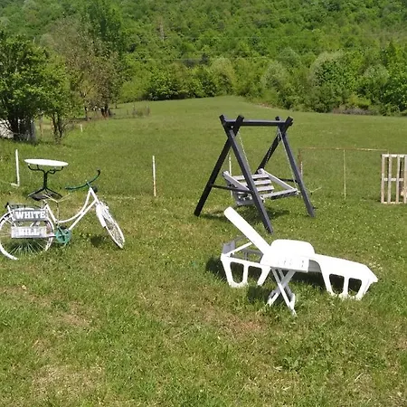 House White Hill Apartman