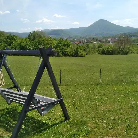 House White Hill Apartman