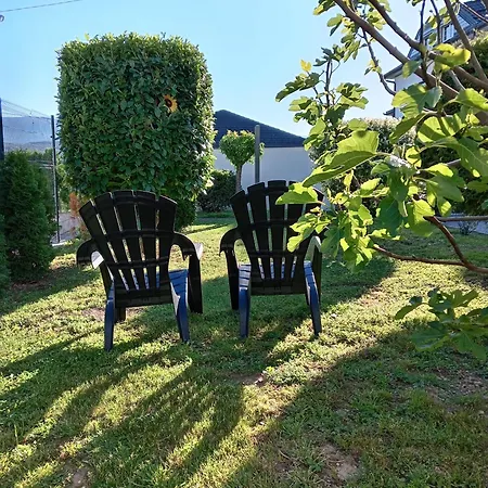 Apartment House White Hill Bihac
